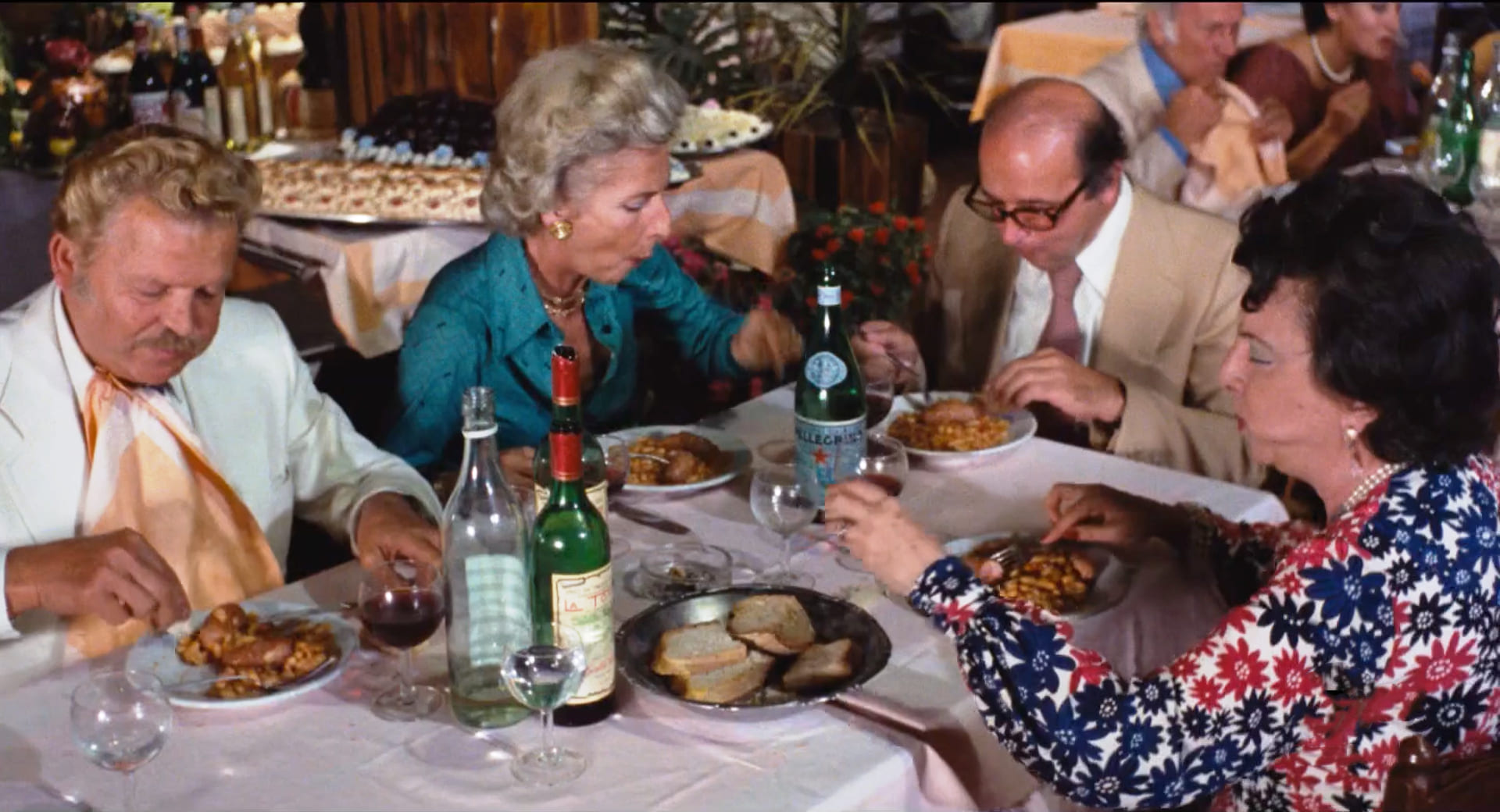 1978 _ Dove Vai In Vacanza _ Commensale Al Ristorante _ Non Accreditato _ 01.jpg