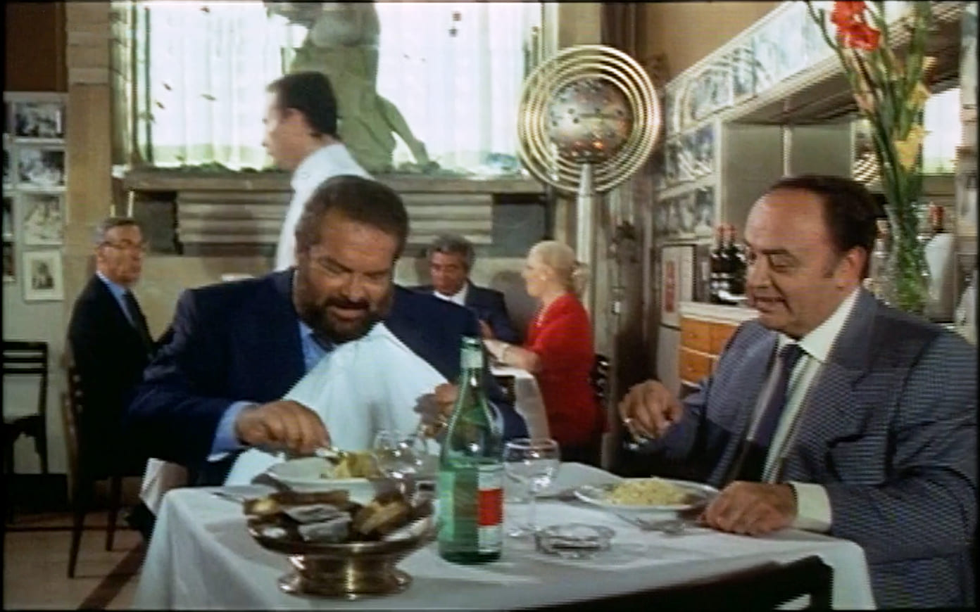 1988 _ Big Man Episodio 1 Polizza Droga _ Uomo Al Ristorante _ Non Accreditato _ 01.jpg