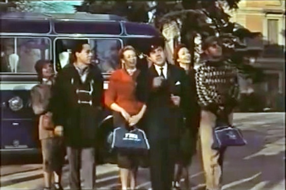 AZAFATAS CON PERMISO (1959) 14.jpg